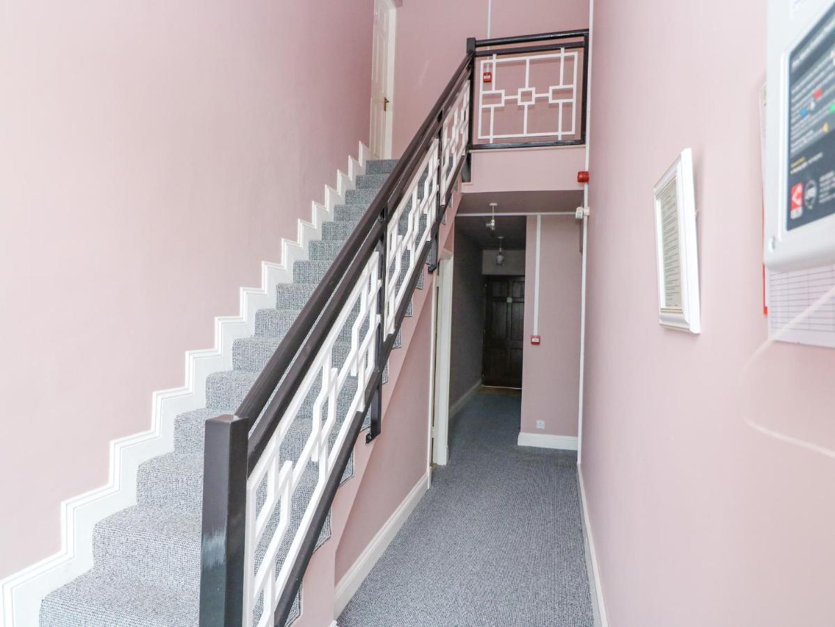 8 Scrahan Place คิลลาร์นีย์ ภายนอก รูปภาพ